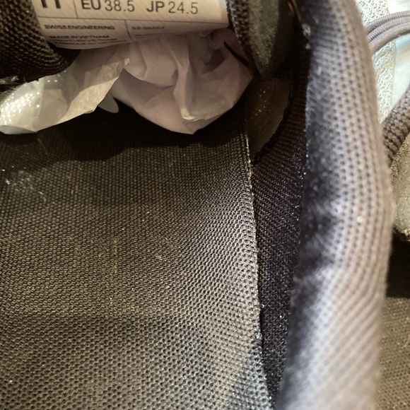 On Cloud 5 Running Shoes Womens 7.5 Sneakers Athletic Walking Training Gray - Picture 9 of 10